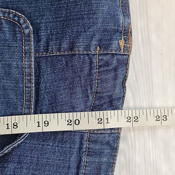 Bandolino Blu jean blazer with floral embellishments Size M - Picture 13 of 13